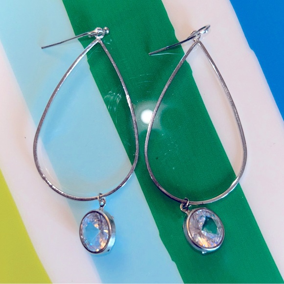 ⭐️ Cubic Zirconia Sliver Dangle Earrings - Picture 1 of 5
